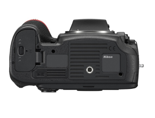尼康（Nikon）D810 单反套机（AF-S 24-70mm f/2.8G ED 镜头）_http://www.jrxzj.com/img/sp/images/201805291455244730002.png